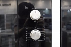 Bảng điều khiển lò vi sóng Bosch BEL520MS0K